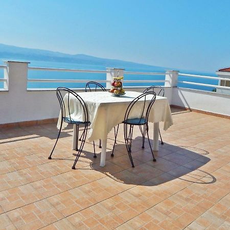 Apartment Kovacic โอมิช ภายนอก รูปภาพ
