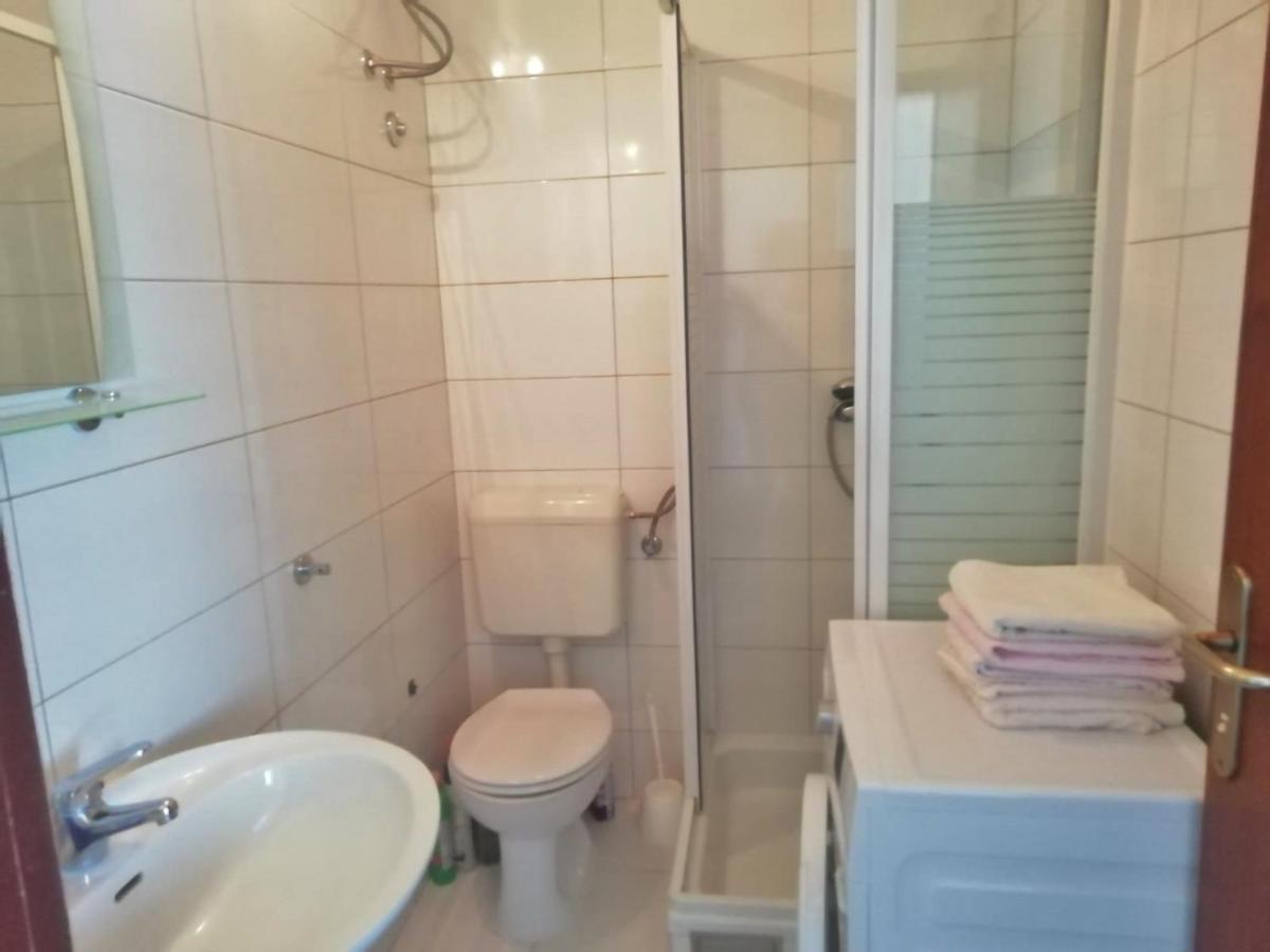 Apartment Kovacic โอมิช ภายนอก รูปภาพ