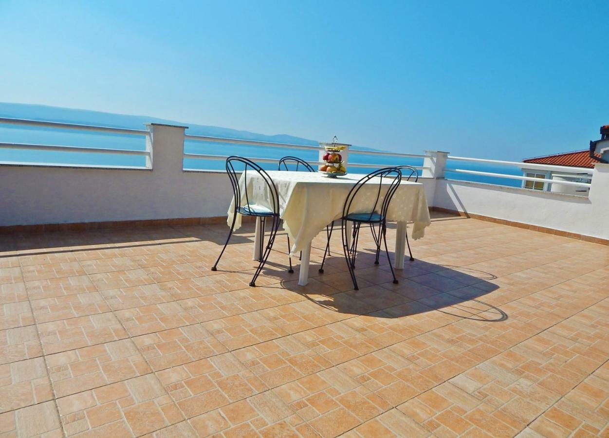 Apartment Kovacic โอมิช ภายนอก รูปภาพ